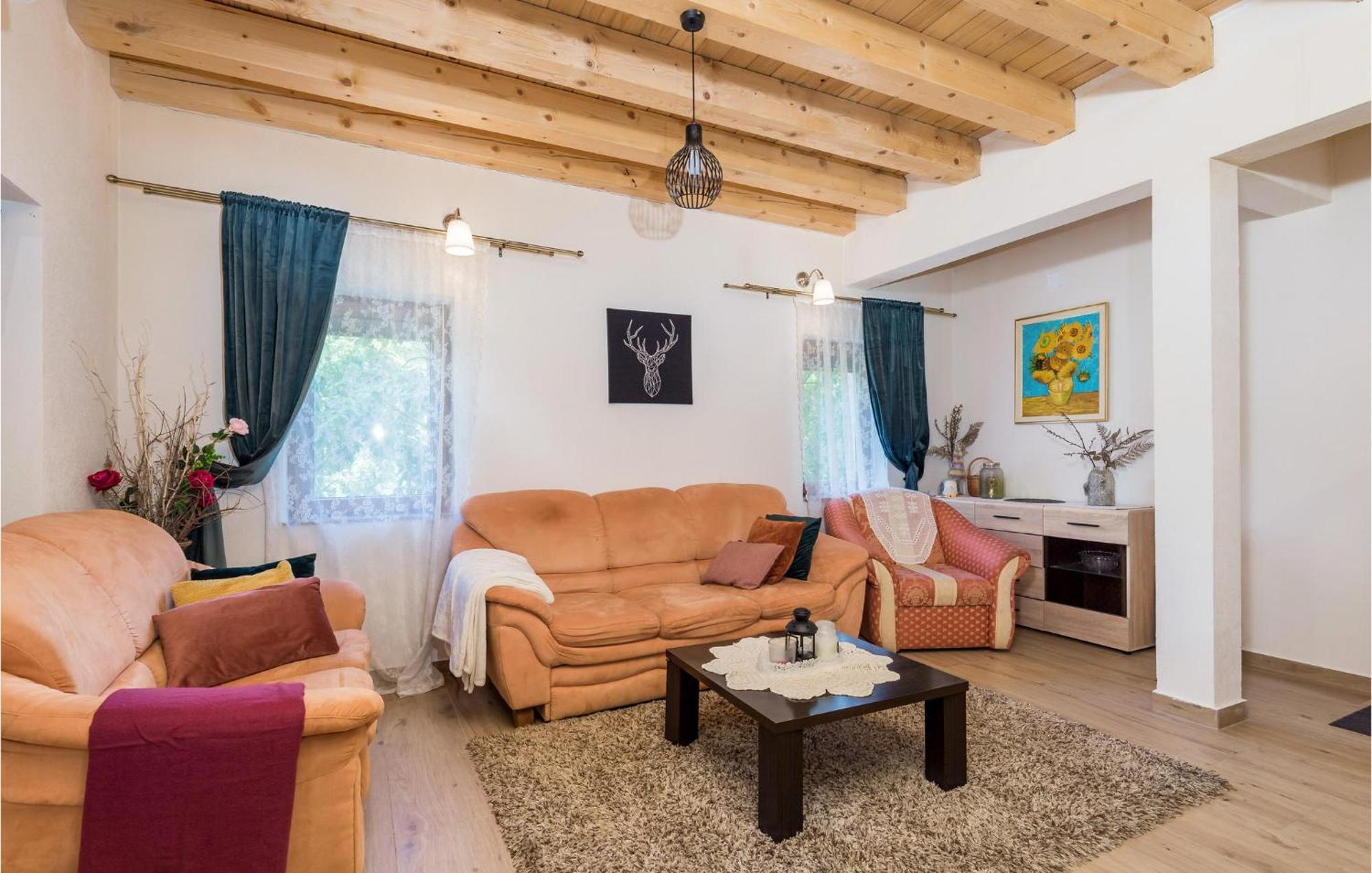 Amazing Home In Vrzici With Jacuzzi المظهر الخارجي الصورة
