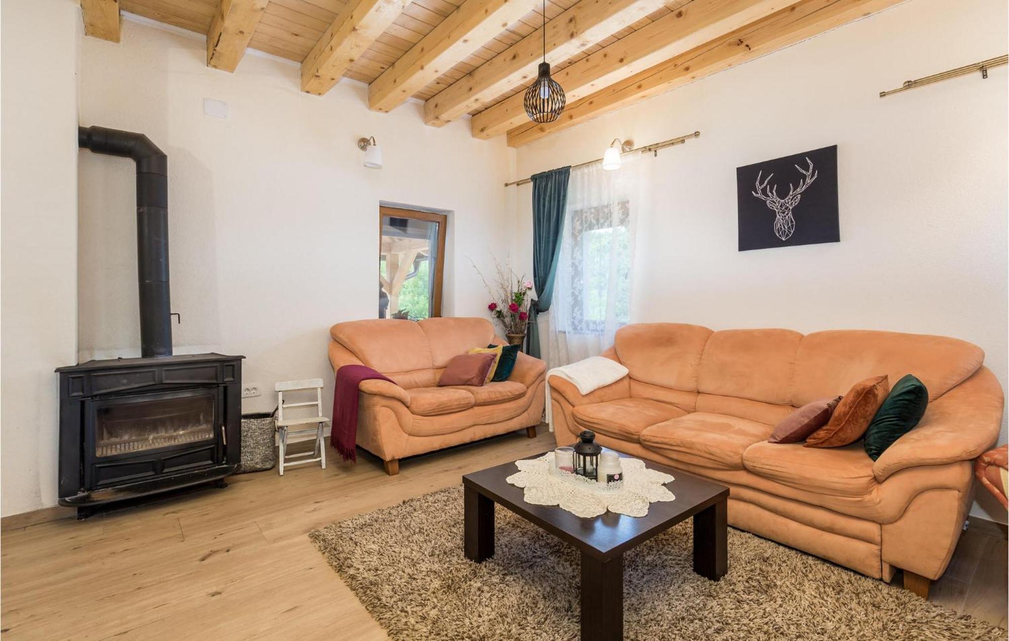 Amazing Home In Vrzici With Jacuzzi المظهر الخارجي الصورة
